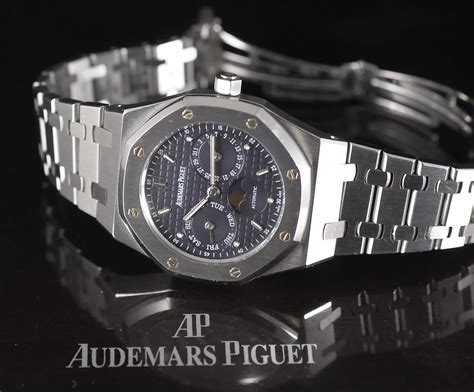 audemars piguet royal oak day date review|audemars piguet day date moonphase.